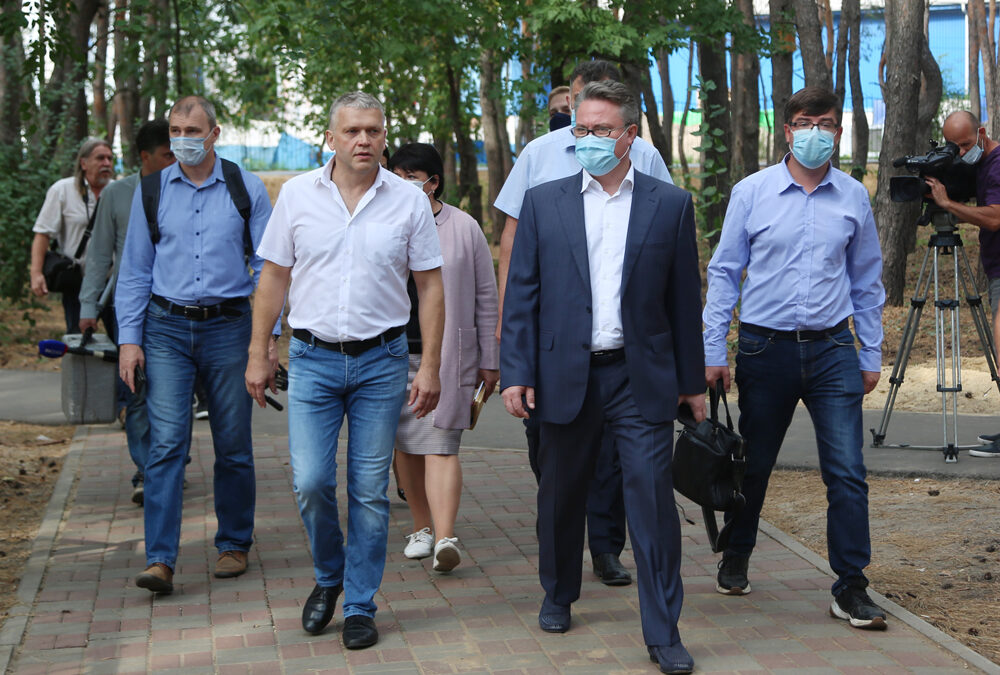 В Воронеже провели инспекцию хода реконструкции парка «Дельфин» Мэрия Воронежа