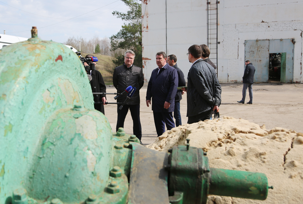 Воронежский мэр проинспектировал работы по бурению скважин на водоподъёмной станции Мэрия Воронежа
