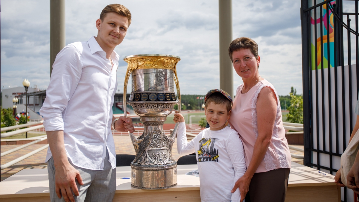 НВ АЭС: главный хоккейный трофей России впервые побывал в атомной столице Воронежской области