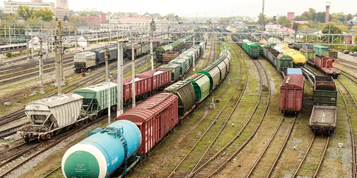 Воронежскому подростку по суду выплатит почти 400 тыс. рублей за удар током на железной дороге редакции