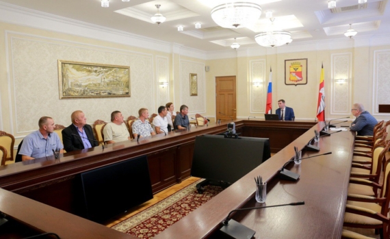 Мэр Воронежа рассказал о закупке спецтехники для районных комбинатов благоустройства
