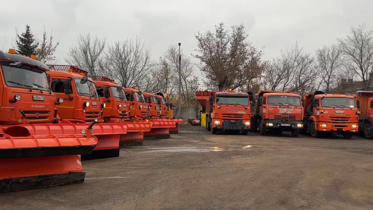 В районных комбинатах благоустройства Воронежа начался ежегодный осмотр техники ТГ/Сергей Петрин